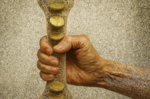 الهشاشة المالية ... كيف تحمي جمعيتك منها؟