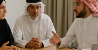 تفكيك الاستعمار في العمل غير الربحي: دعوة لإعادة تخيّل القيادة والاستقلالية