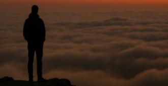 من اللوائح إلى الممارسة: فهم نظام العمل وتطبيقاته في القطاع غير الربحي